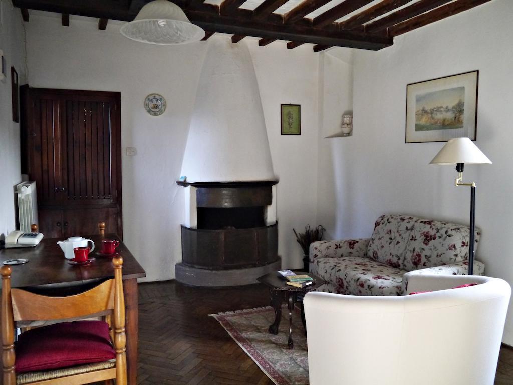 Aparthotel Castello Di Montalto Castelnuovo Berardenga Habitación foto