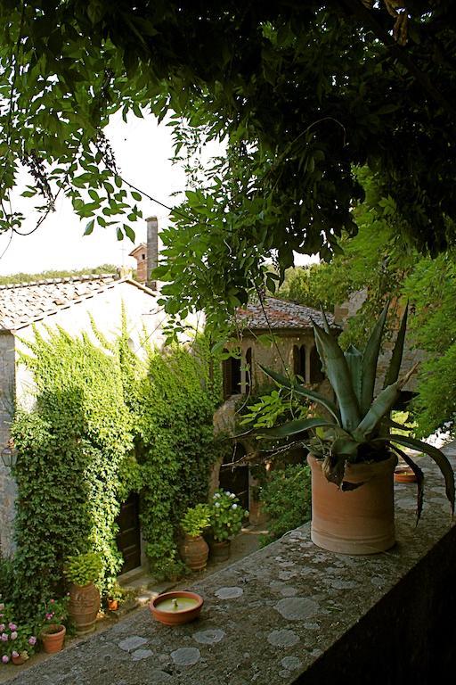 Aparthotel Castello Di Montalto Castelnuovo Berardenga Exterior foto